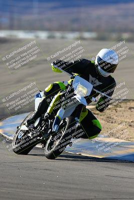 media/Jan-09-2022-SoCal Trackdays (Sun) [[2b1fec8404]]/Turns 9 and 8 (920am)/